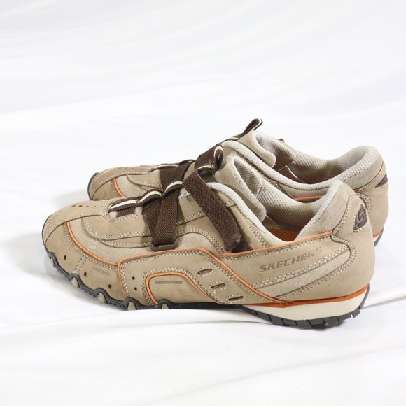 SKECHERS Tan Leather Slip On Sneakers Shoes - Picture 2 of 8